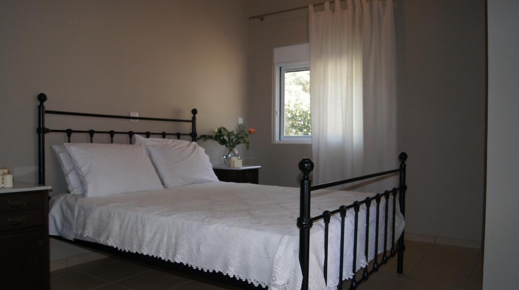 Episkopos Apartments Nikiana Ngoại thất bức ảnh